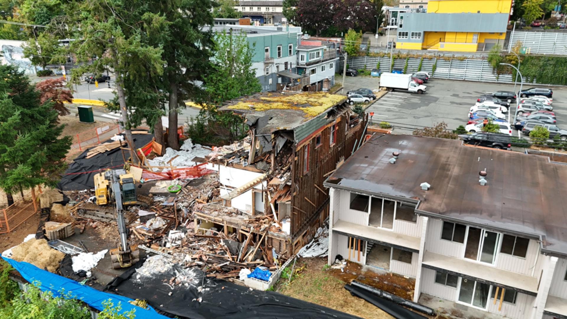 Demolition of Anderton Arms and the Cona Hostel