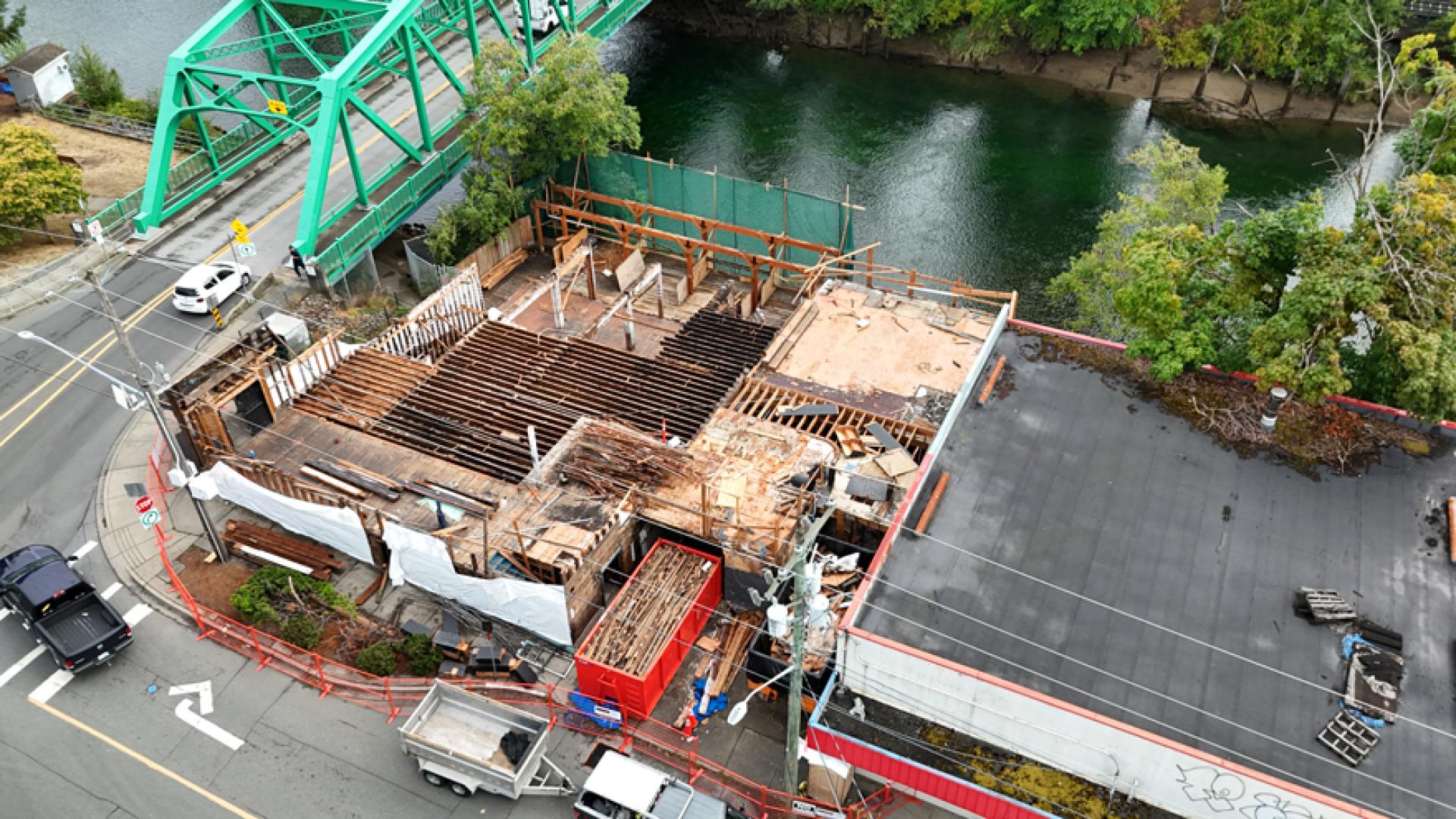 Demolition of the former Bridge Lounge